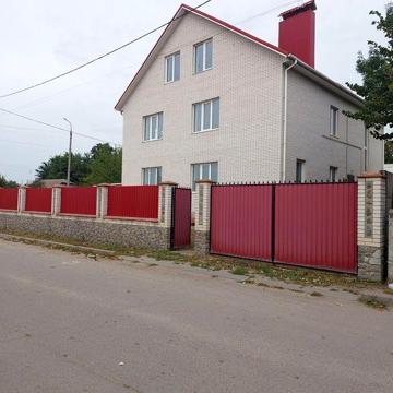 Продаж будинок 3-х поверховий
