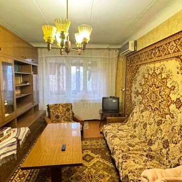 Миколи Ходича вул., 21