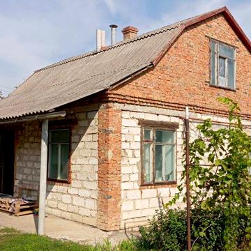 Продам добротный дом