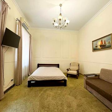 Свободи просп. (), 22