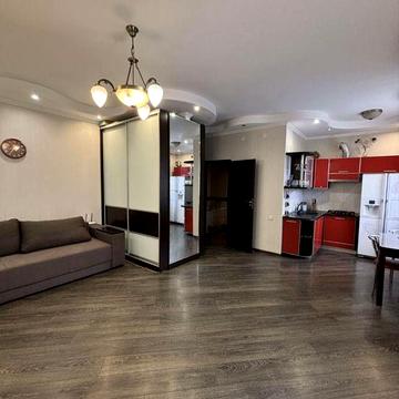 Продам полнометражную однокомнатную квартиру улица Правды