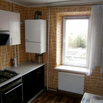 Продаж 3-кімнатної квартири на Замості з косметичним ремонтом