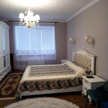 Продам 2 к.квартиру по вул. П.Мирного, 3 - 7 поверх