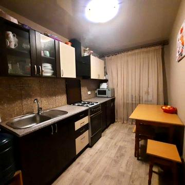 Продаж просторої 2к. район ЖМ Придніпровск ( Чаплі )