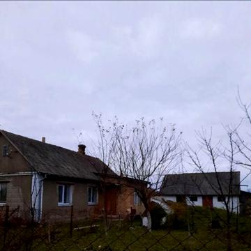 будинок в Ровенській області