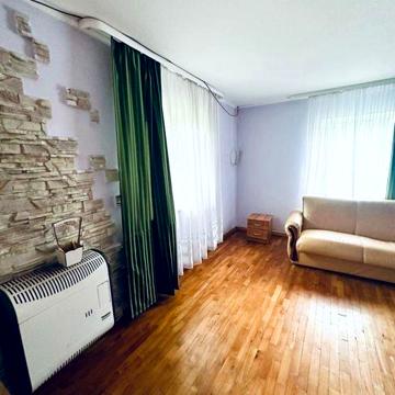 Продаж будинку з ремонтом. Заставна (20 хв від Чернівців)
