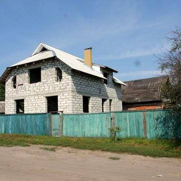 Будинок новий без внутрішніх робіт
