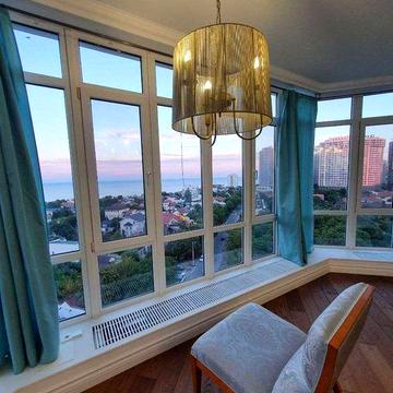 Аркадия  Продам трехкомнатную квартиру с видом на море ЛД