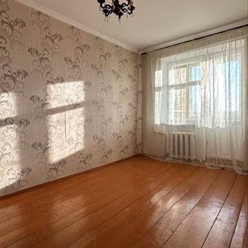 Продаж 2-о кім. квартири на вул. Валова!