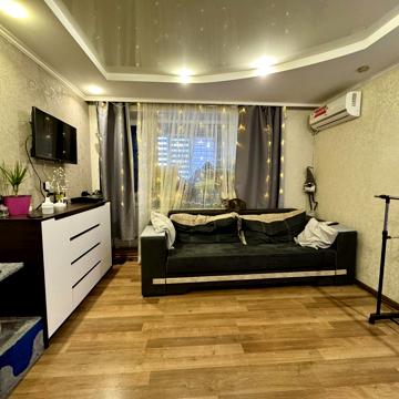 Космонавтів вул., 56А