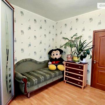 Продаж 3к Квартира Спартака вулиця