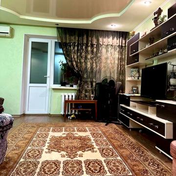 2-х чешка 17 квартал, Колачевського, 162, 4/5, Ремонт, Меблі