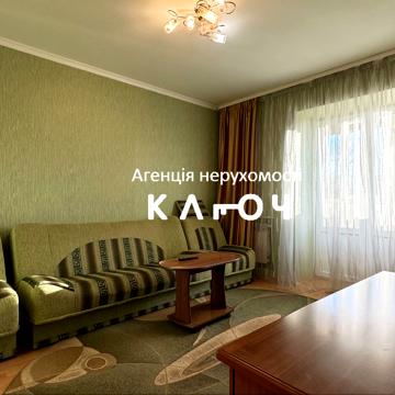 Степана Бандери вул., 12