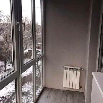 Продается 2 ком квартира по улице Богдана Хмельницкого , 4/4