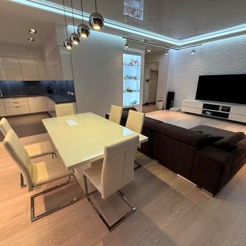 Крутогірний узвіз (Рогальова), 28