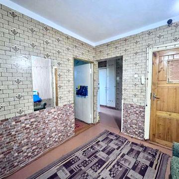 Продам трехкомнатную квартиру. 5эт/9эт.