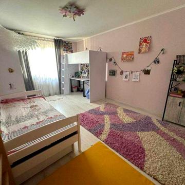 Продаж 3х квартири 90 кВ.м на ДВРЗ ! Макарівська 1-А ! Парк ! Озеро