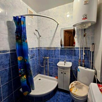 Довгострокова оренда 1к Квартира Гвардійців-Широнінців вулиця