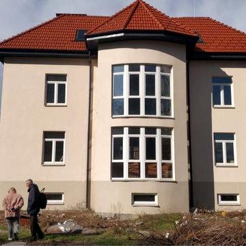Печерск , метро Дружбы Народов,  особняк