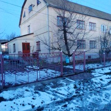Продаю 2-х поверховий дім у м. Дунаівці Хмельницькоі області