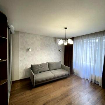 Продаж 3к Квартира Старокозацька (Комсомольська) вулиця