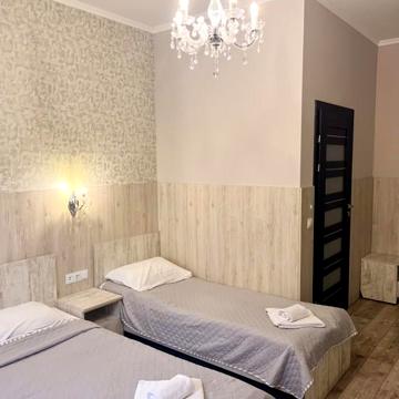 Трехместный номер Делюкс (2В)
