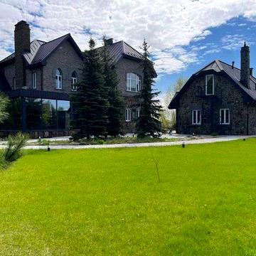 Продаж будинку з ділянкою с. Козин