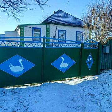 Продається будинок в смт Драбів