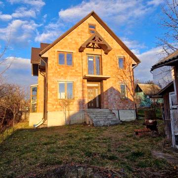 Продаж 2п будинку з ділянкою на 4сот., 200 кв. м, 6 кімнат