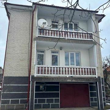 Продаж будинку 237м2. 12 сотих. м. Надвірна поруч з горами. SB