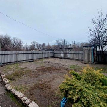 ТЕРМІНОВО ПРОДАМ ½ будинку, Річпорт    (Н)