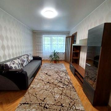 Продаж 3к в центрі міста