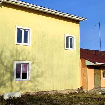 Будинок біля Луцька. 25 соток землі.