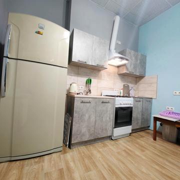 Яворницького просп. (Карла Маркса), 100