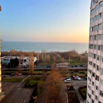 Здаю СВОЮ квартиру на Приморській