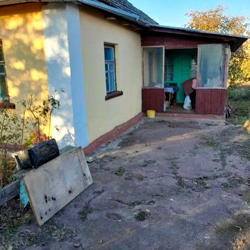 Продам будинок,55 соток приватизованої землі