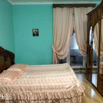 ТРЦ Аврора пр. Соборный!Продажа: 4 ком.кв.