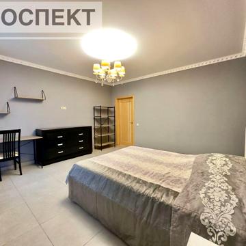 Здам 4-х кімн.квартиру з ремонтом 200м2 вул. Заливна ( Автономка)