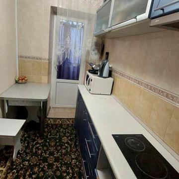Продам 2х ком кв улСтроииелей7