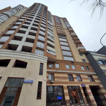 Продам 3к кв, 119м2, вул.  Київський Шлях 95, 70%- зроблений ремонт!