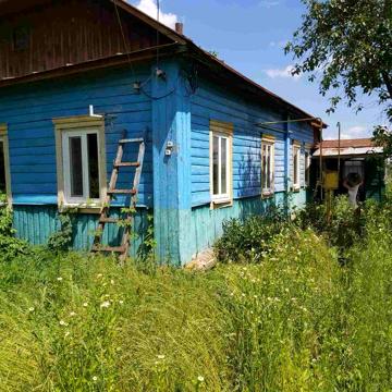 Будинок (нотаріальні документи, газ, світло, вода асфальт до будинку)
