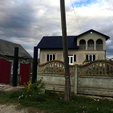 Продаж 2к Дім