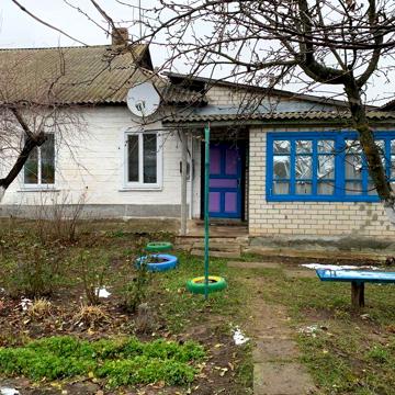 Будинок у с. Писарівщина