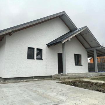 Гнідин НОВИЙ БУДИНОК  90 м.кв. «Р-Н Школи». Готовність 90 %.    Гнедин