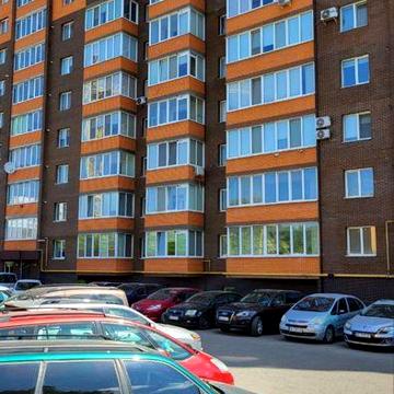 Продам 2-х кімнатну квартиру в центрі ЖК Ріверсайд
