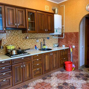 3-кімн. румунський люкс по вул. Гулака-Артемовського