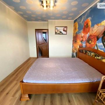Продаж 3к Квартира Левка Лук’яненка (Ватутіна) вулиця