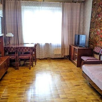 Продаж 2х кімнатної просторої квартири Єфремова 21. Будинок 1993р.