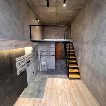 Лозівська вул., 5