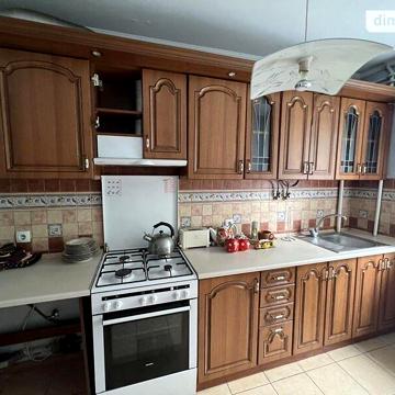Довгострокова оренда 2к Квартира Соборна вулиця